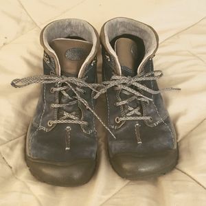 Keen hiking boots, size EU 39, US 8.5